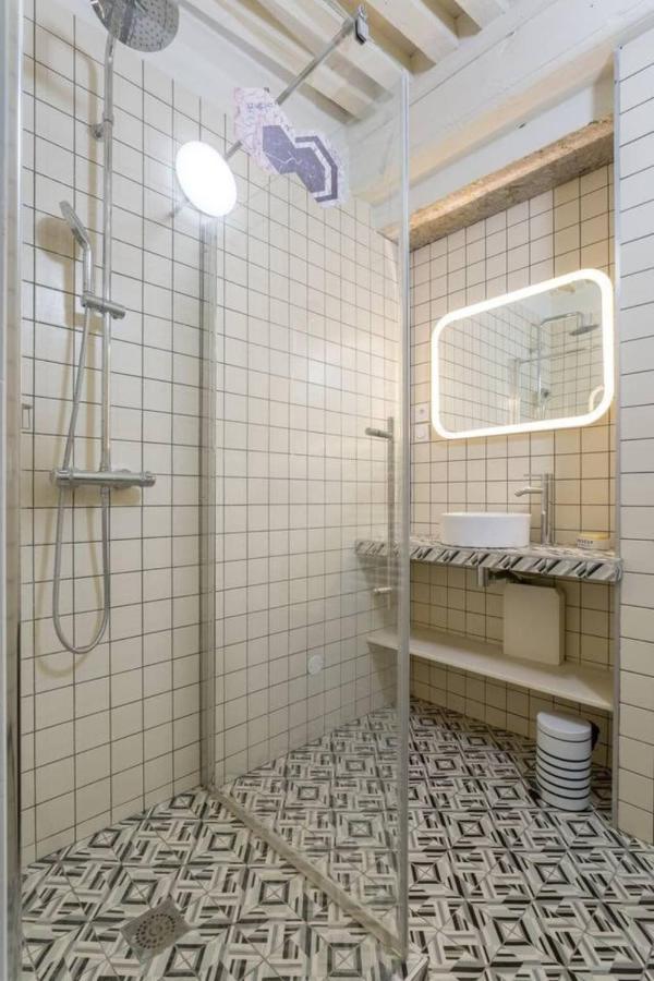 Character Apartment 6 People - City Center Lione Esterno foto